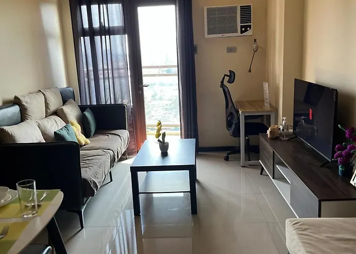 Bay Sunset With Free Pool And Sauna Near Picc, Moa, Airport & Us Embassy - Pet Friendly Apartment *