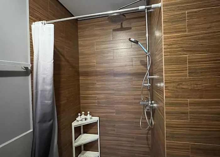 Apartment Bay Sunset With Free Pool And Sauna Near Picc, Moa, Airport & Us Embassy - Pet Friendly *