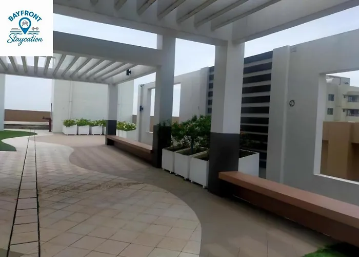Apartment Bay Sunset With Free Pool And Sauna Near Picc, Moa, Airport & Us Embassy - Pet Friendly