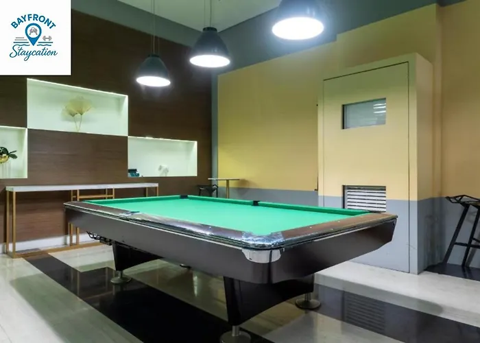 Apartment Bay Sunset With Free Pool And Sauna Near Picc, Moa, Airport & Us Embassy - Pet Friendly *