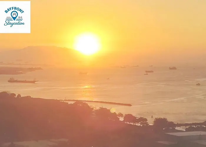 Bay Sunset With Free Pool And Sauna Near Picc, Moa, Airport & Us Embassy - Pet Friendly Apartment *