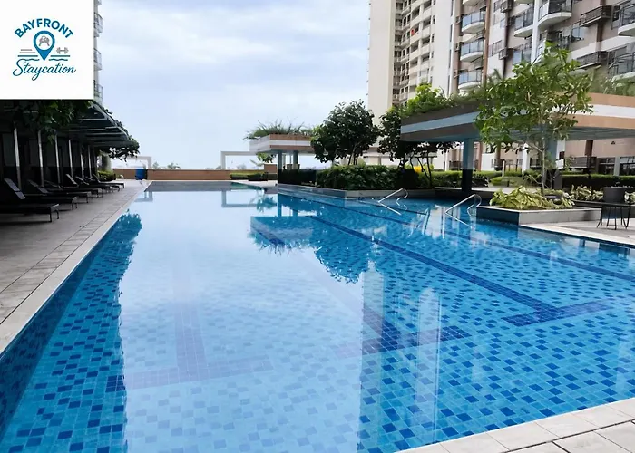 Bay Sunset With Free Pool And Sauna Near Picc, Moa, Airport & Us Embassy - Pet Friendly Apartment Manila