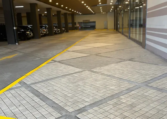 Bay Sunset With Free Pool And Sauna Near Picc, Moa, Airport & Us Embassy - Pet Friendly